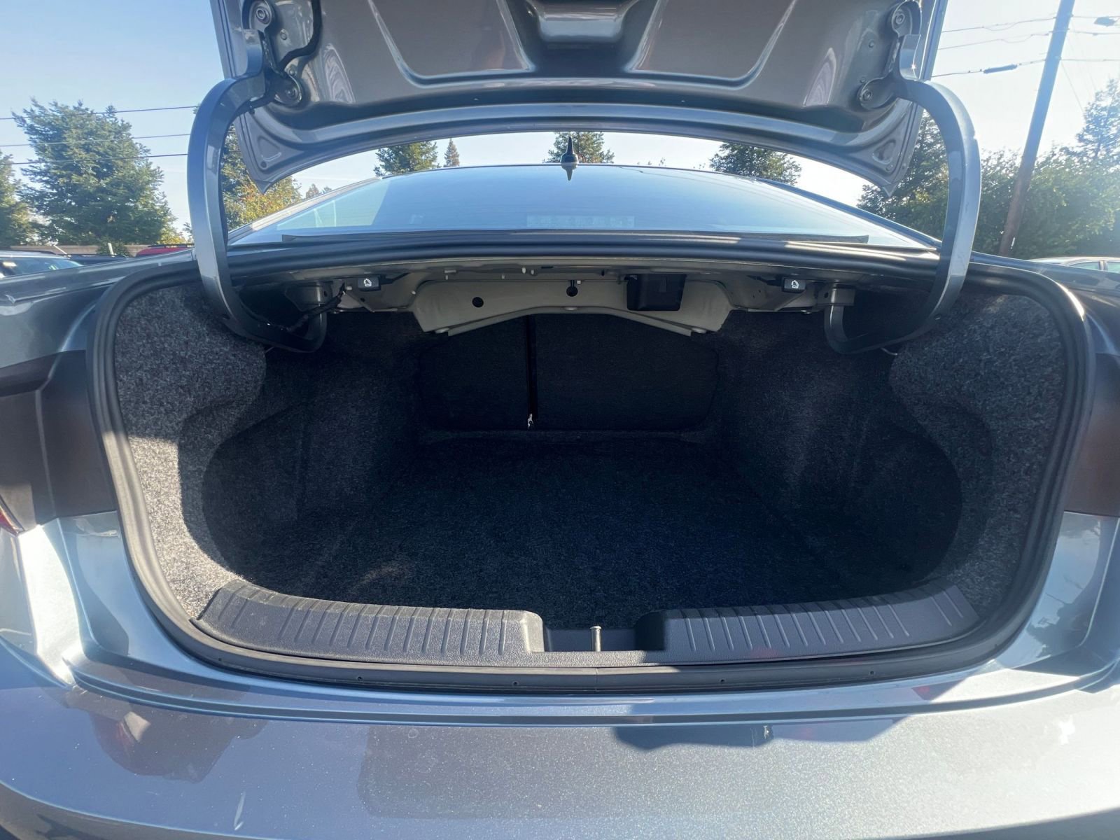 Thumbnail: 2025 Volkswagen Jetta - 27