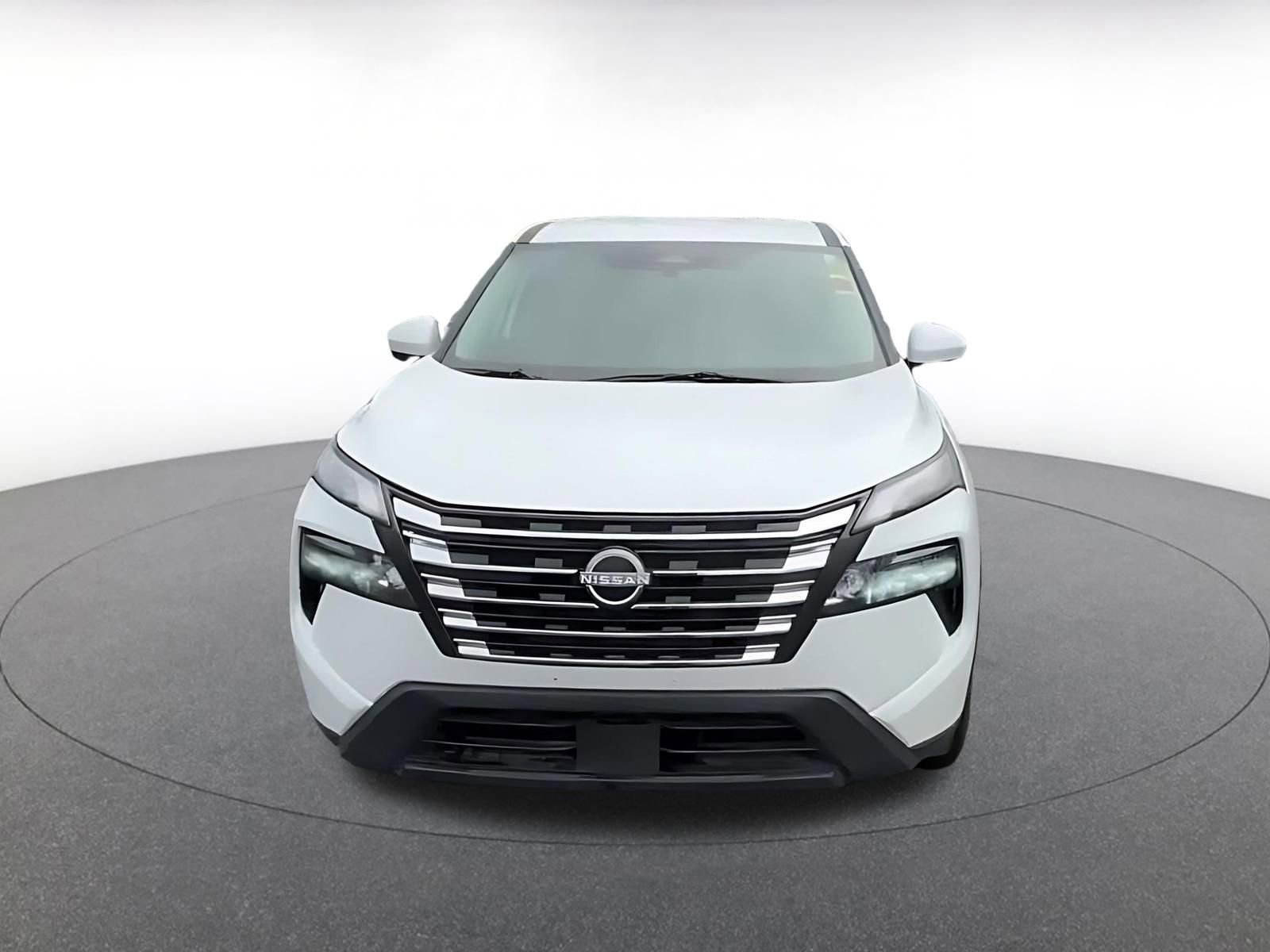 Thumbnail: 2025 Nissan Rogue - 4