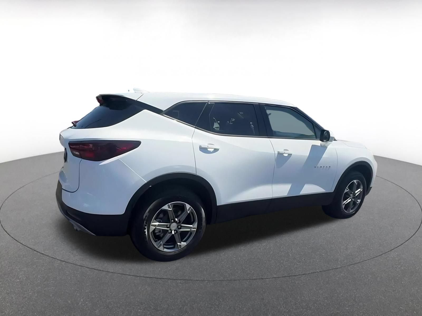 Thumbnail: 2025 Chevrolet Blazer - 15