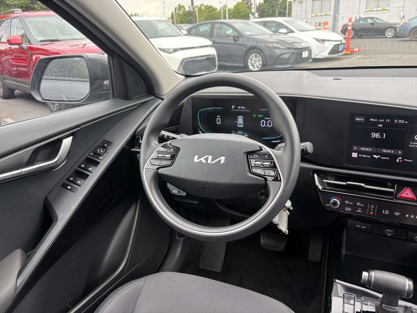Thumbnail: 2026 Kia Niro - 32