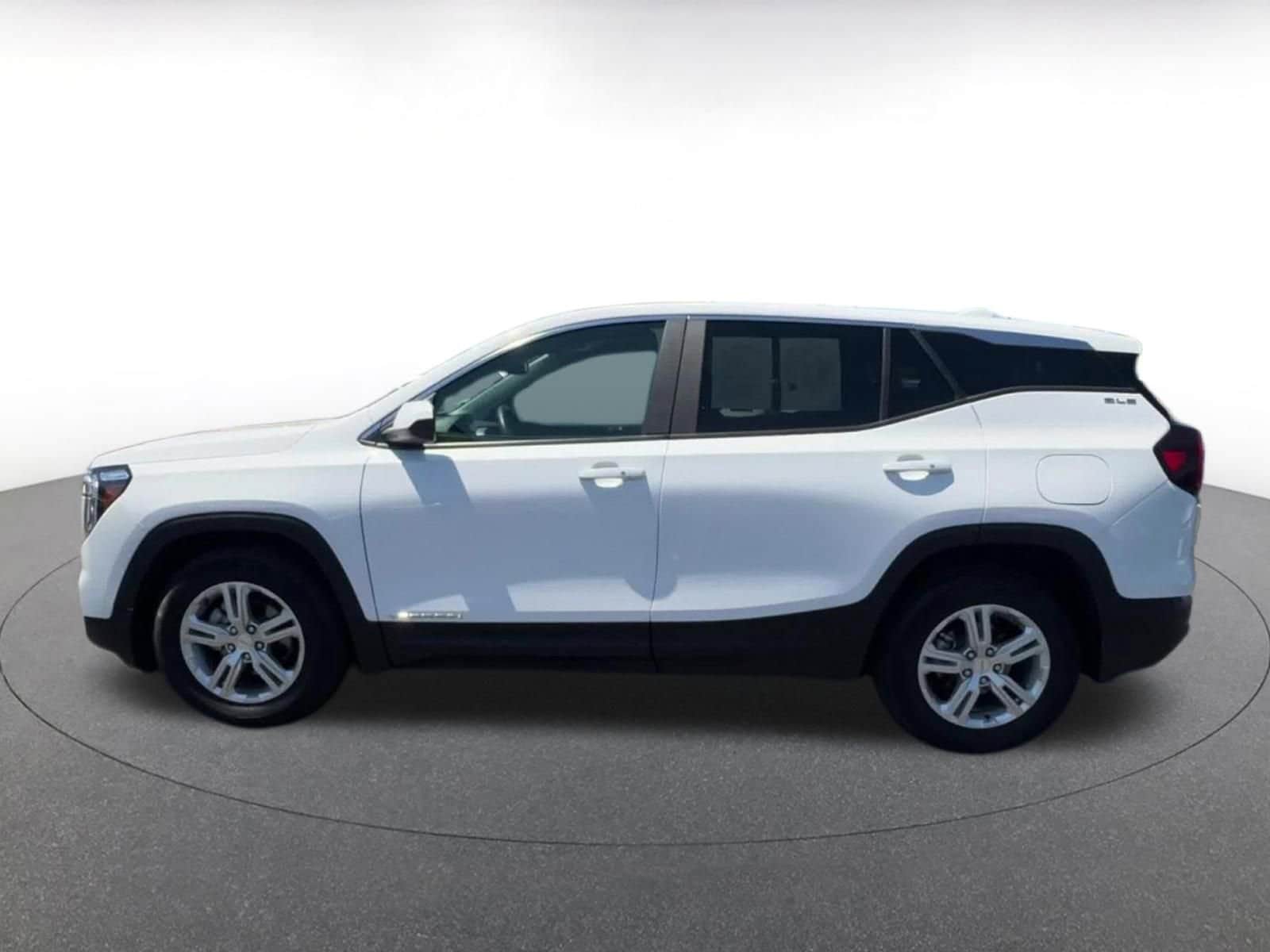 Thumbnail: 2024 GMC Terrain - 9