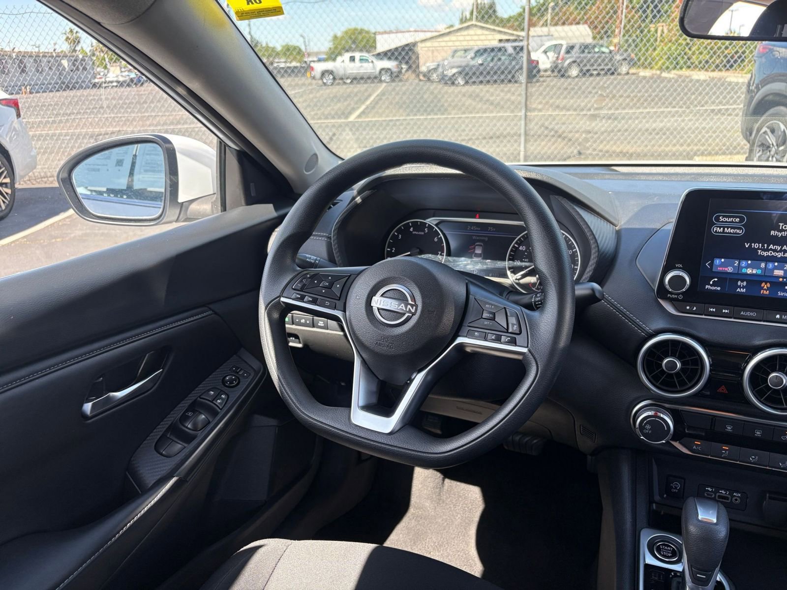 Thumbnail: 2025 Nissan Sentra - 32