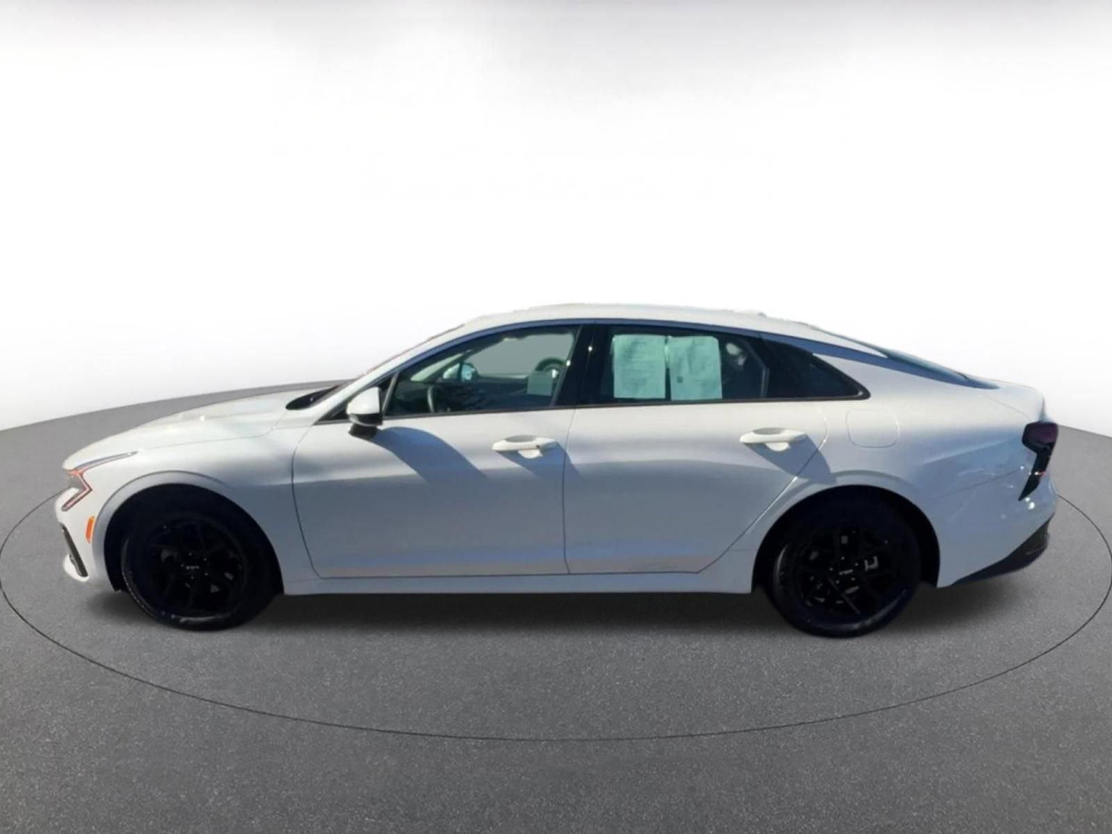 Thumbnail: 2025 Kia K5 - 8