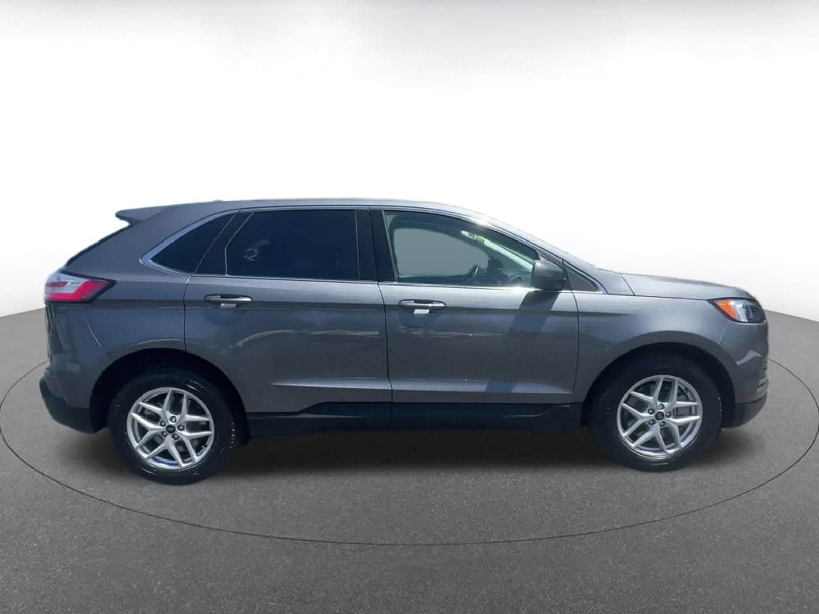 Thumbnail: 2024 Ford Edge - 16