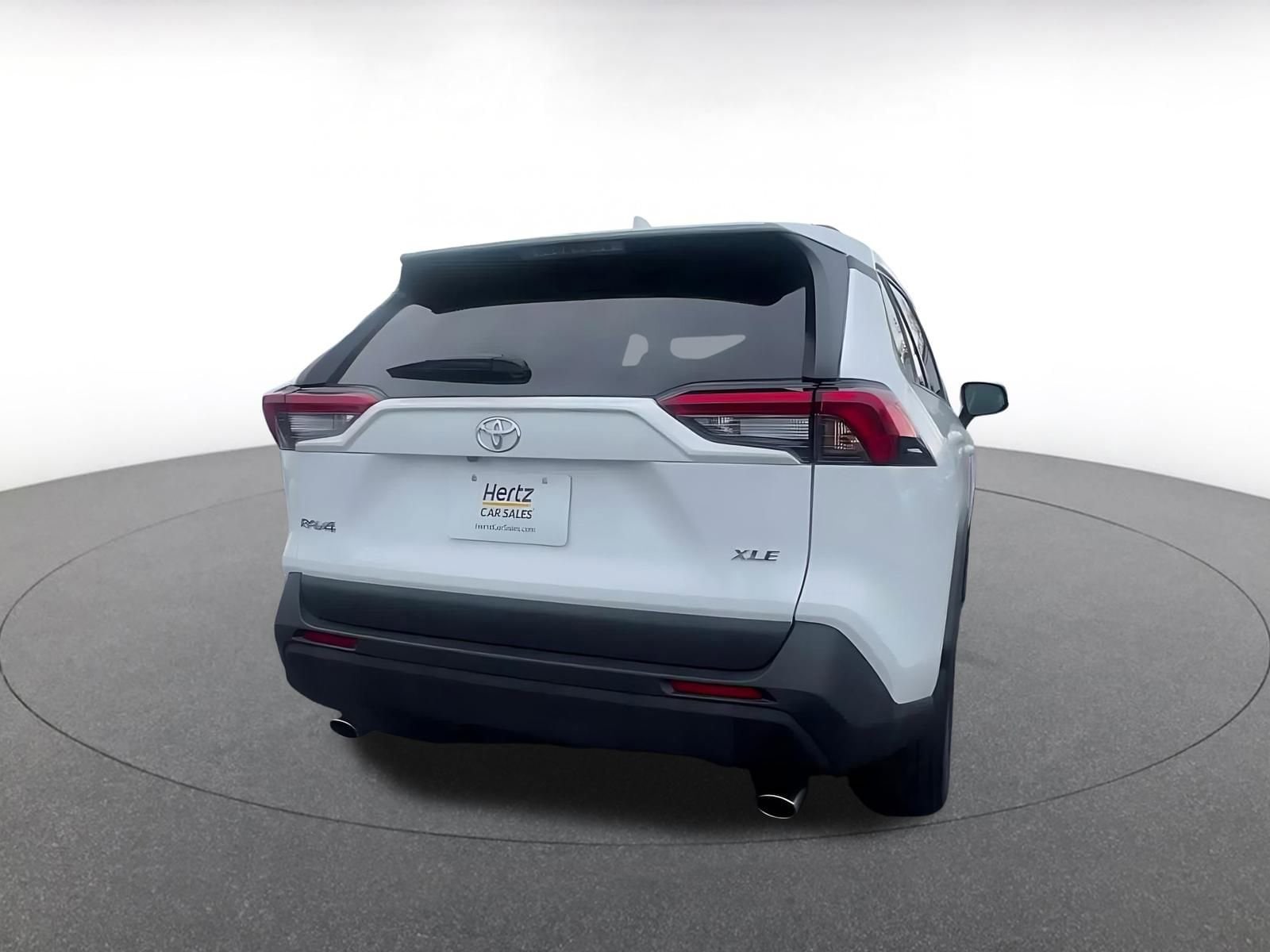 Thumbnail: 2025 Toyota RAV4 - 14