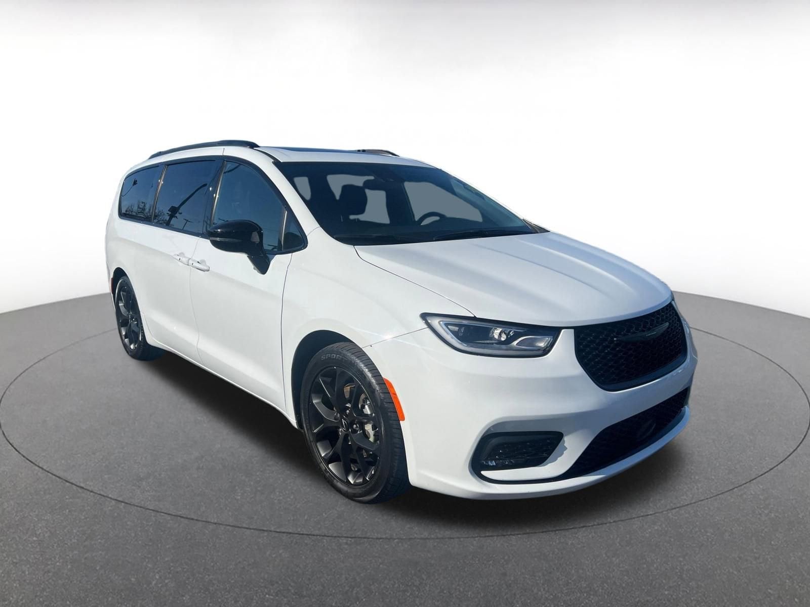 Thumbnail: 2025 Chrysler Pacifica - 1