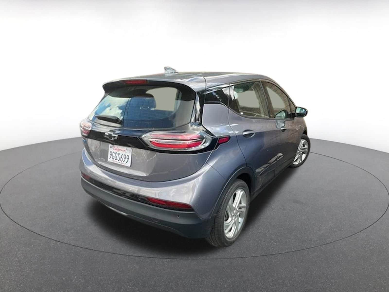 Thumbnail: 2023 Chevrolet Bolt EV - 4