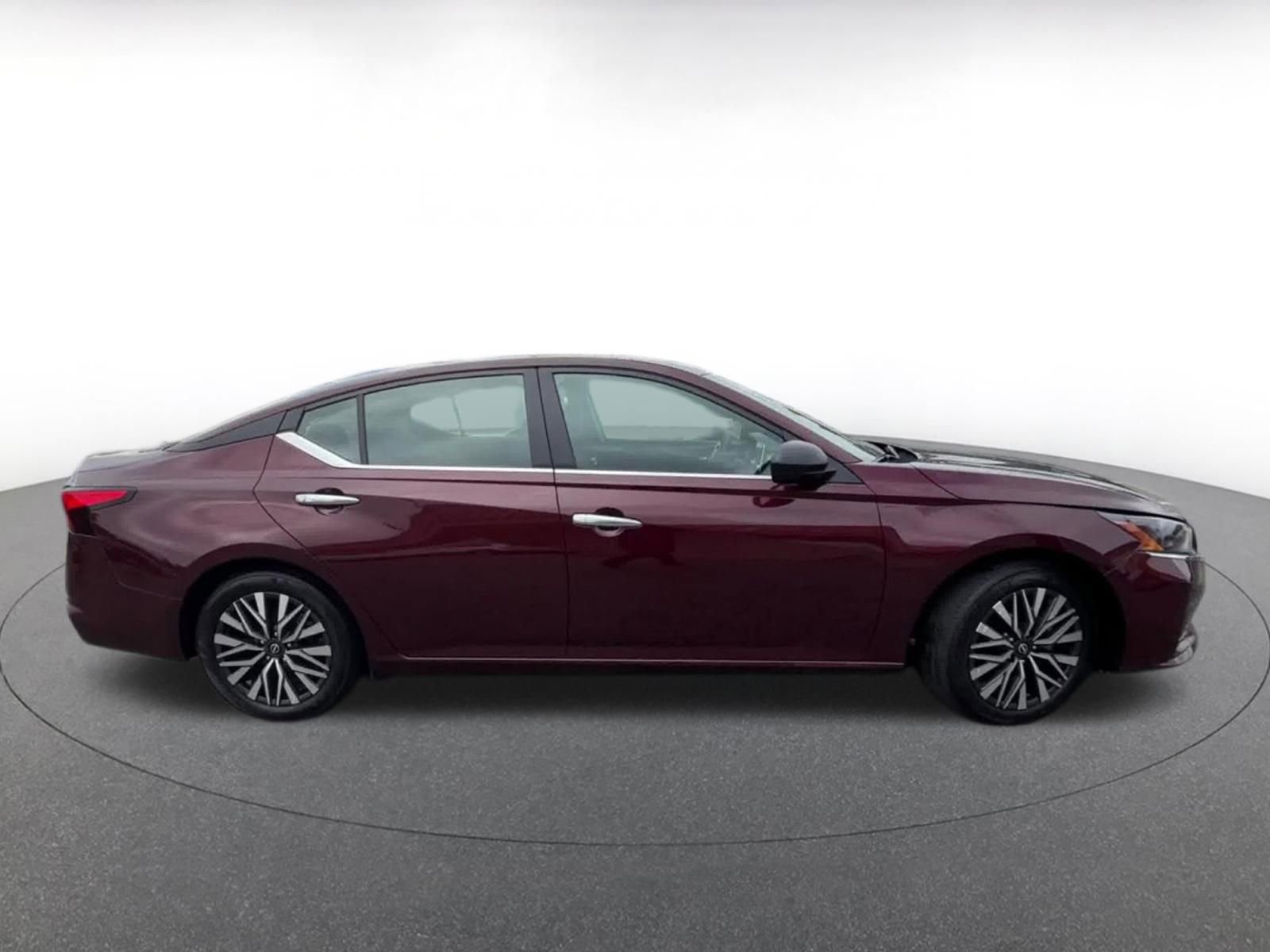 Thumbnail: 2025 Nissan Altima - 16