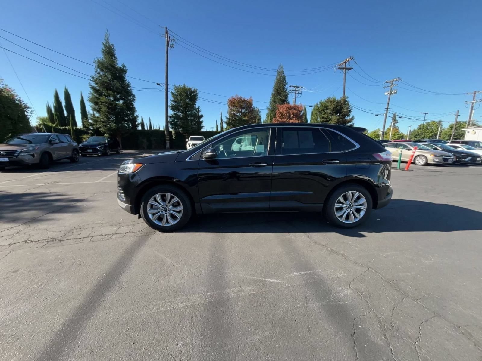 Thumbnail: 2022 Ford Edge - 8
