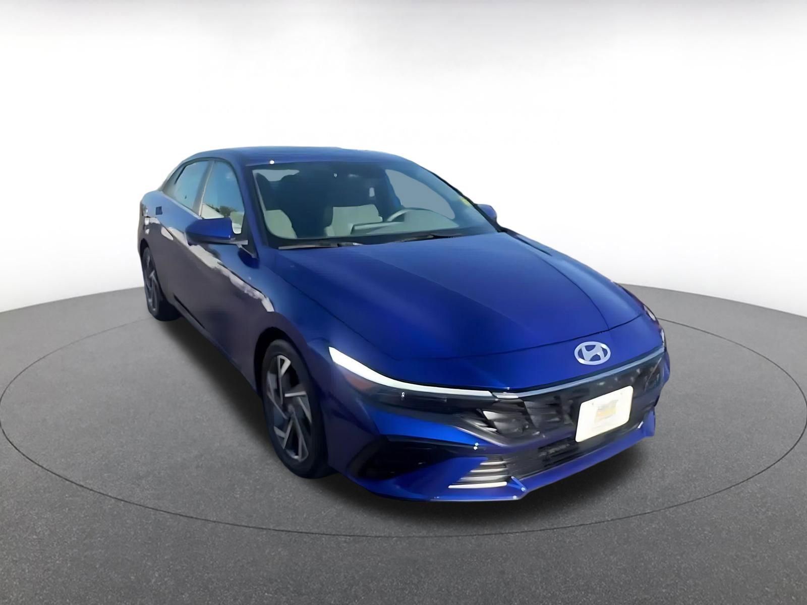 Thumbnail: 2025 Hyundai Elantra - 3