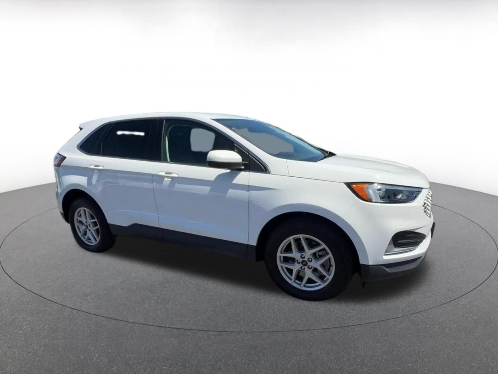Thumbnail: 2024 Ford Edge - 2