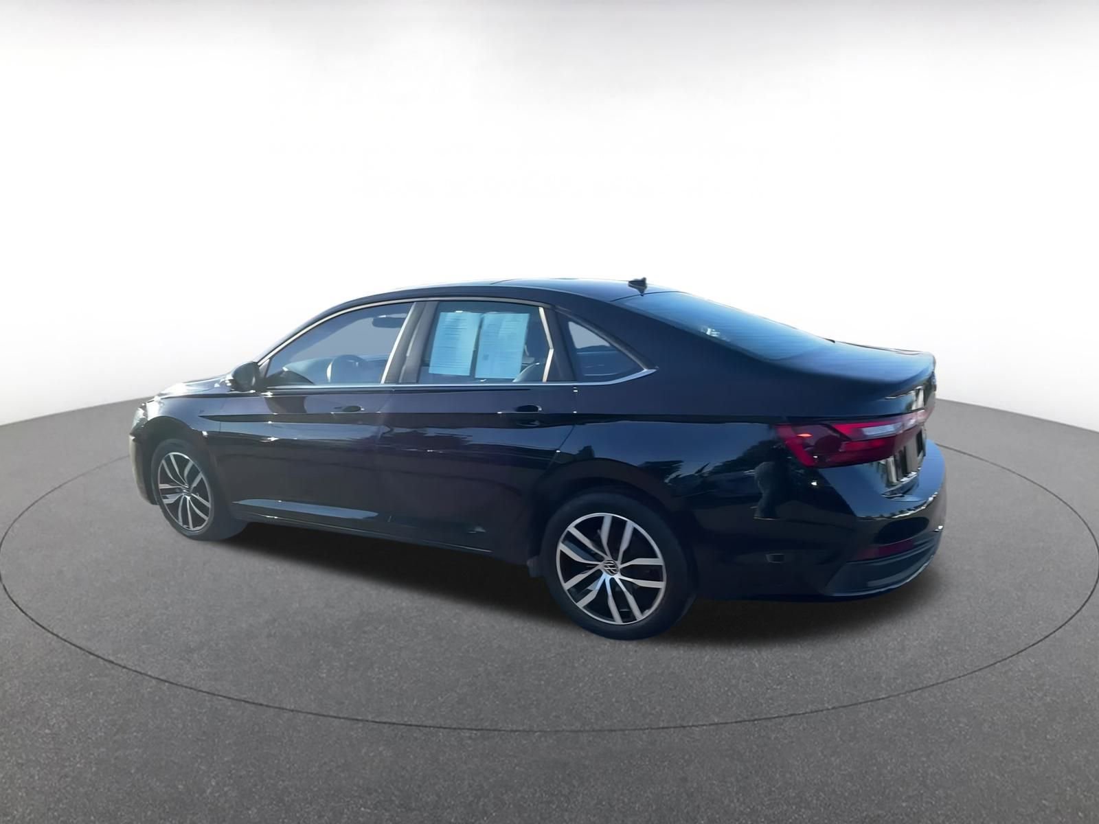 Thumbnail: 2025 Volkswagen Jetta - 10