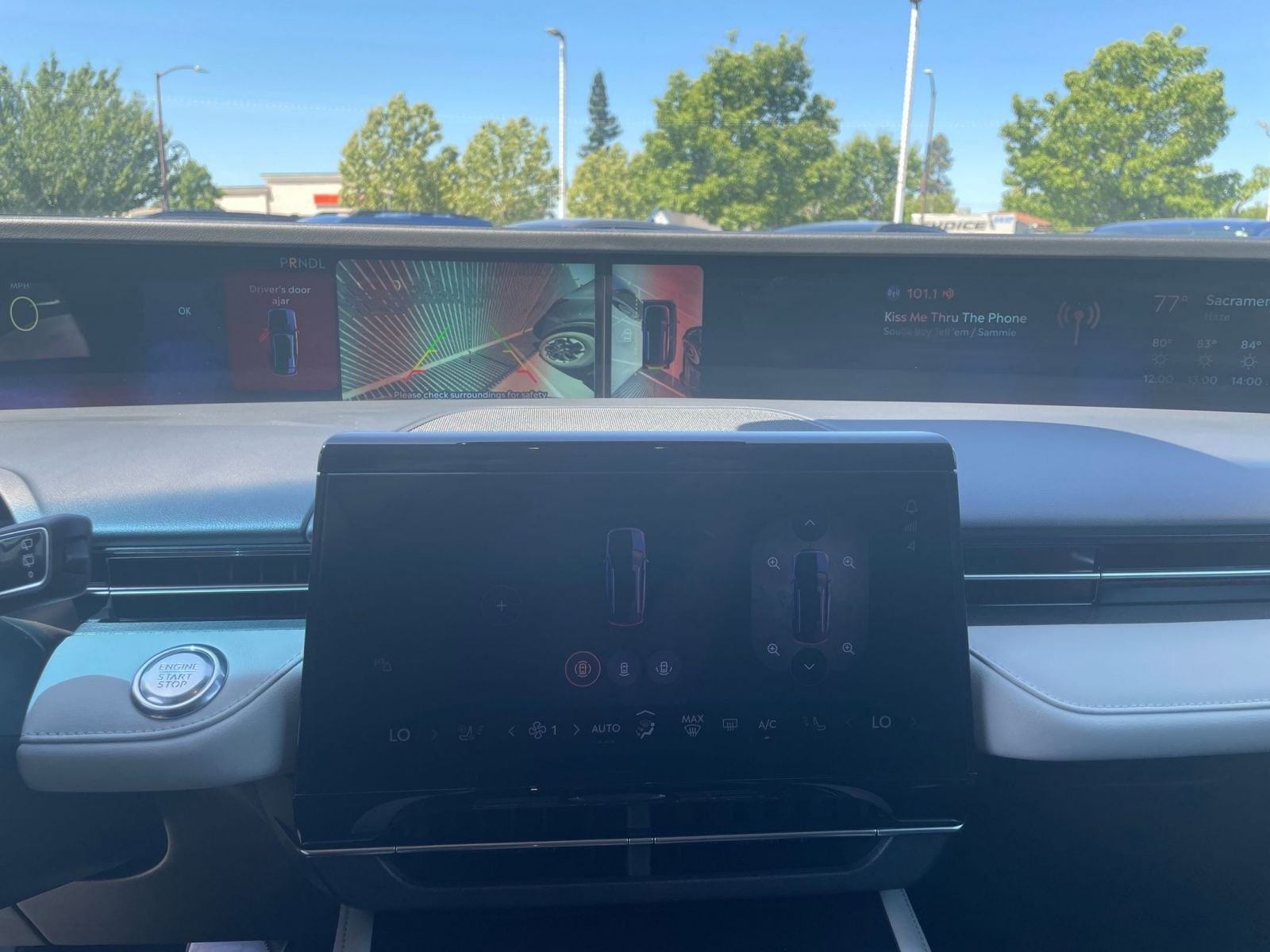 Thumbnail: 2024 Lincoln Nautilus - 17