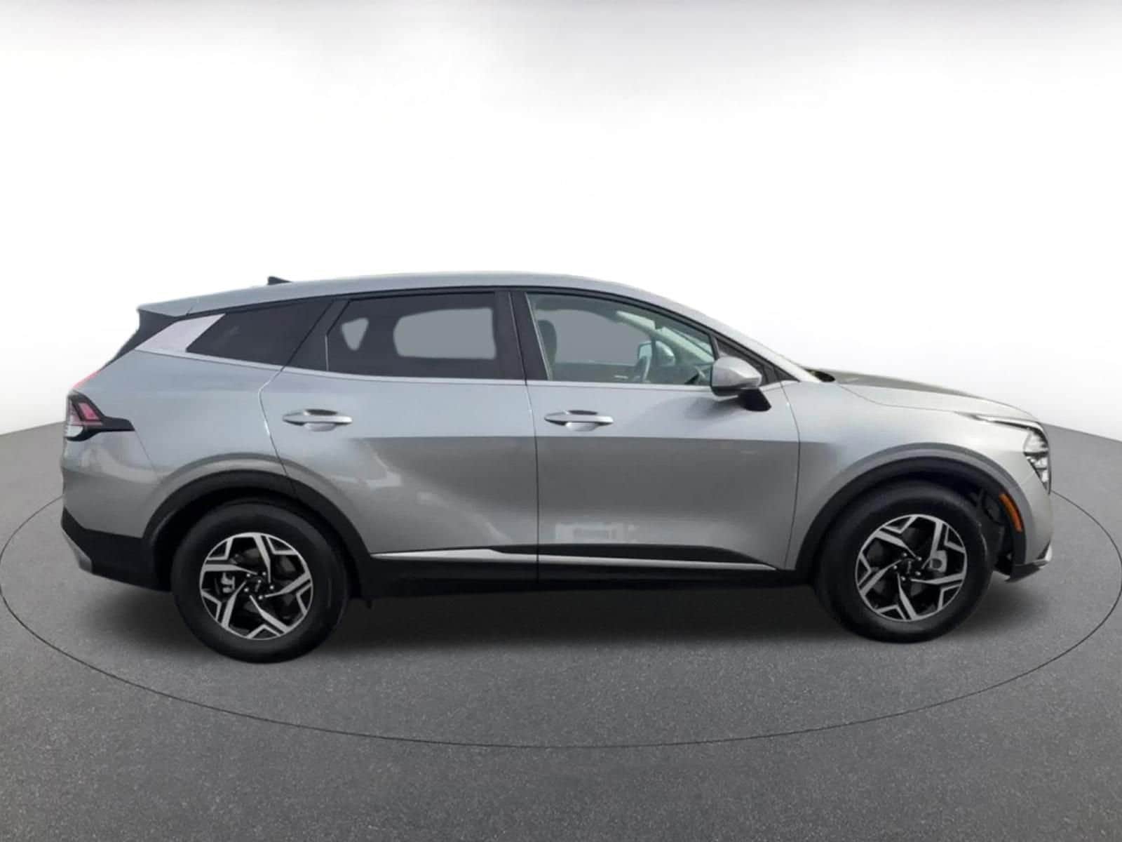 Thumbnail: 2025 Kia Sportage - 16