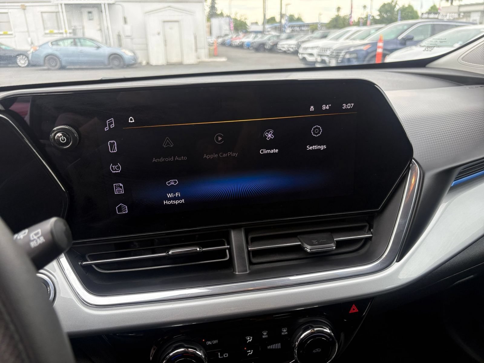 Thumbnail: 2025 Chevrolet Trax - 20