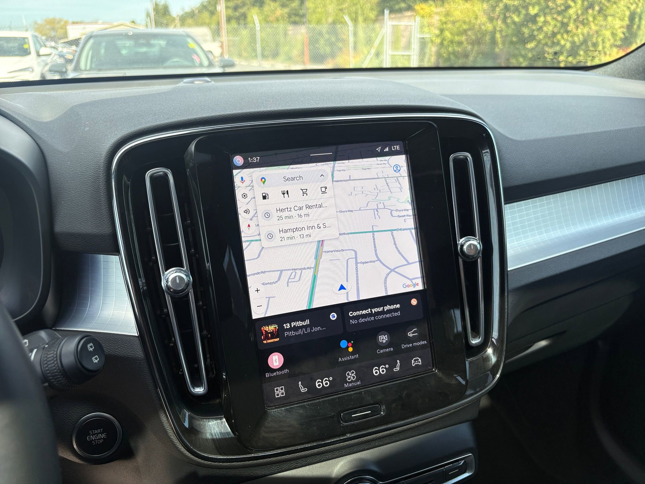 Thumbnail: 2024 Volvo XC40 - 20