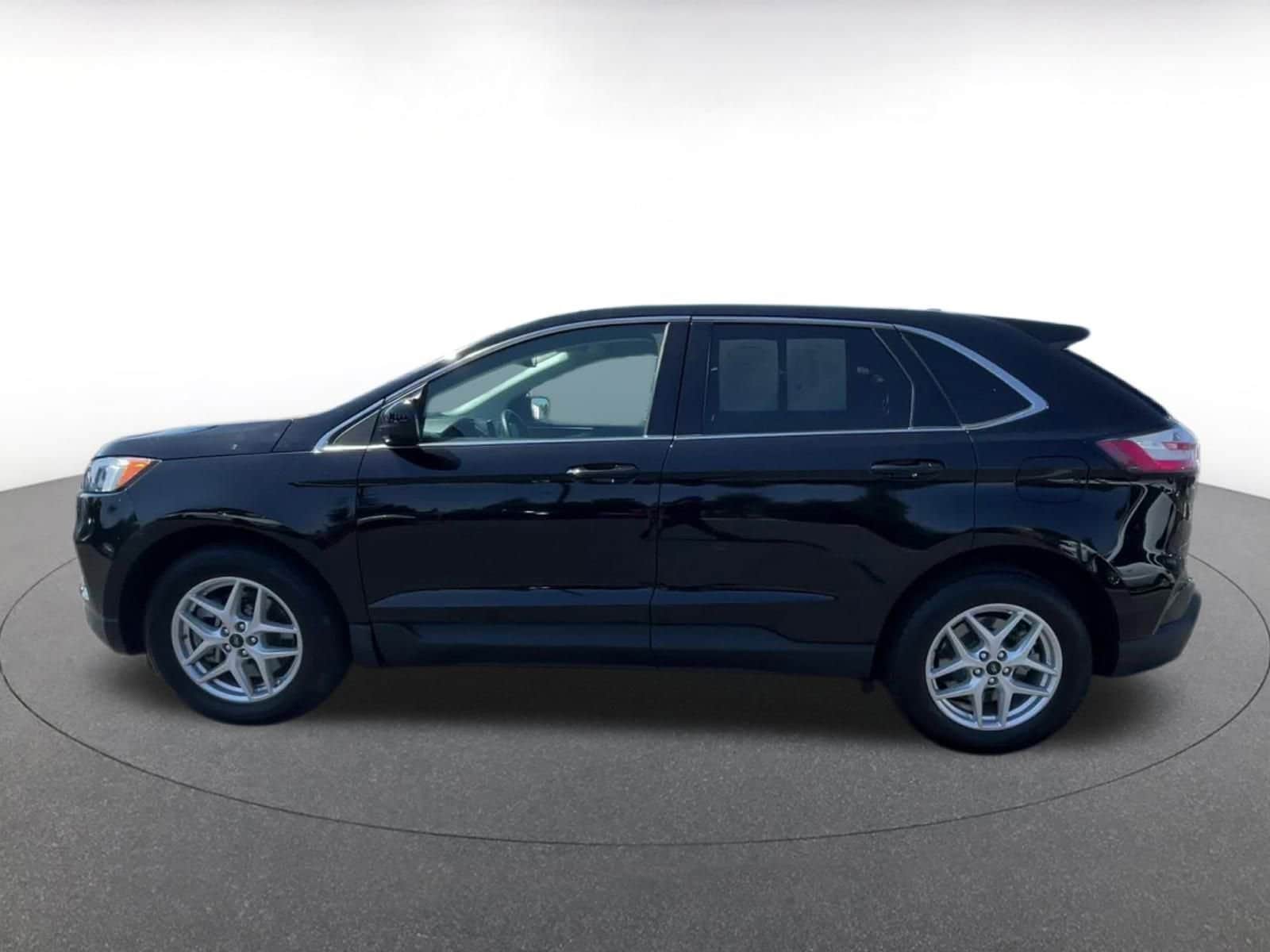 Thumbnail: 2024 Ford Edge - 9