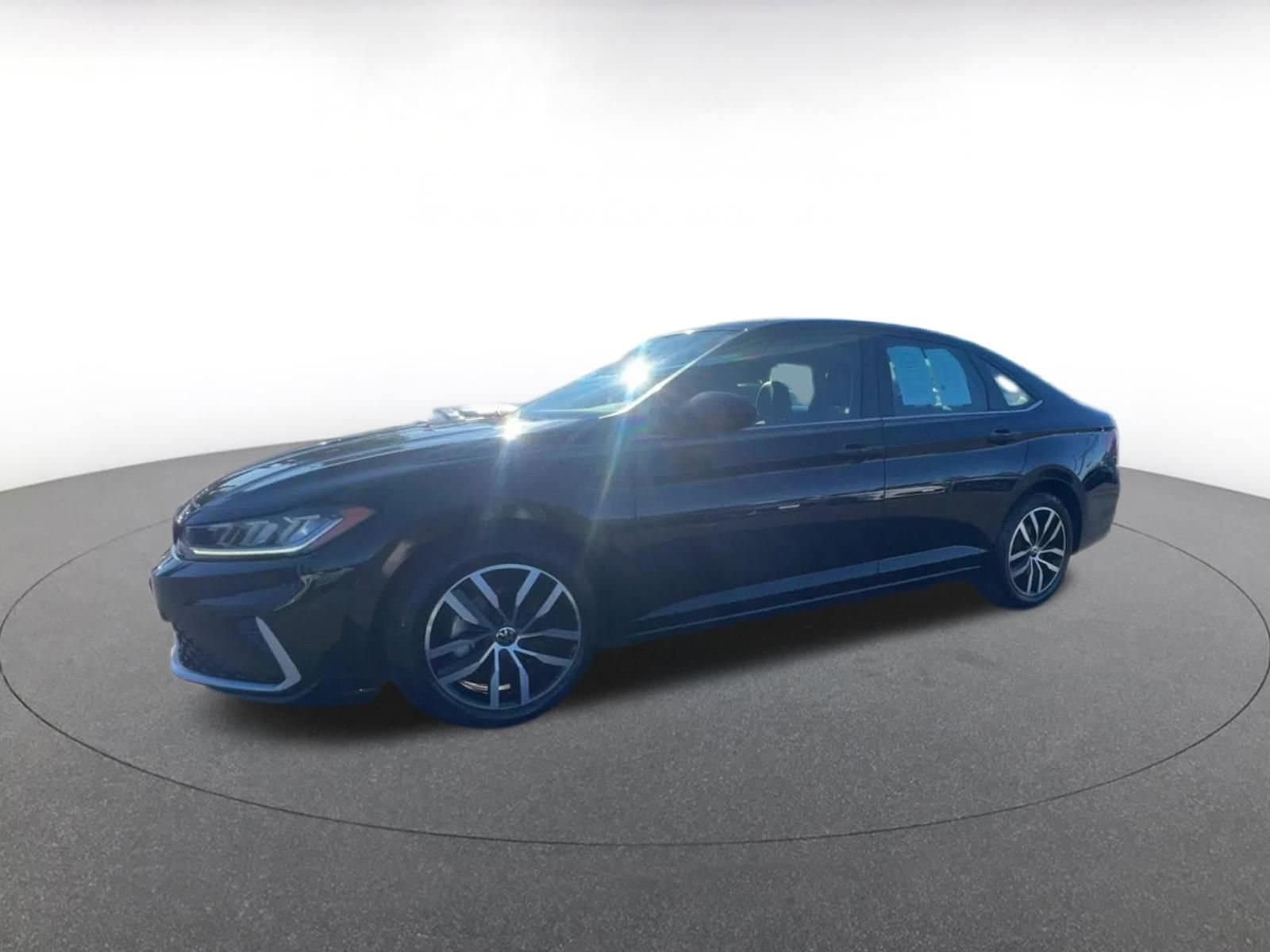 Thumbnail: 2025 Volkswagen Jetta - 7