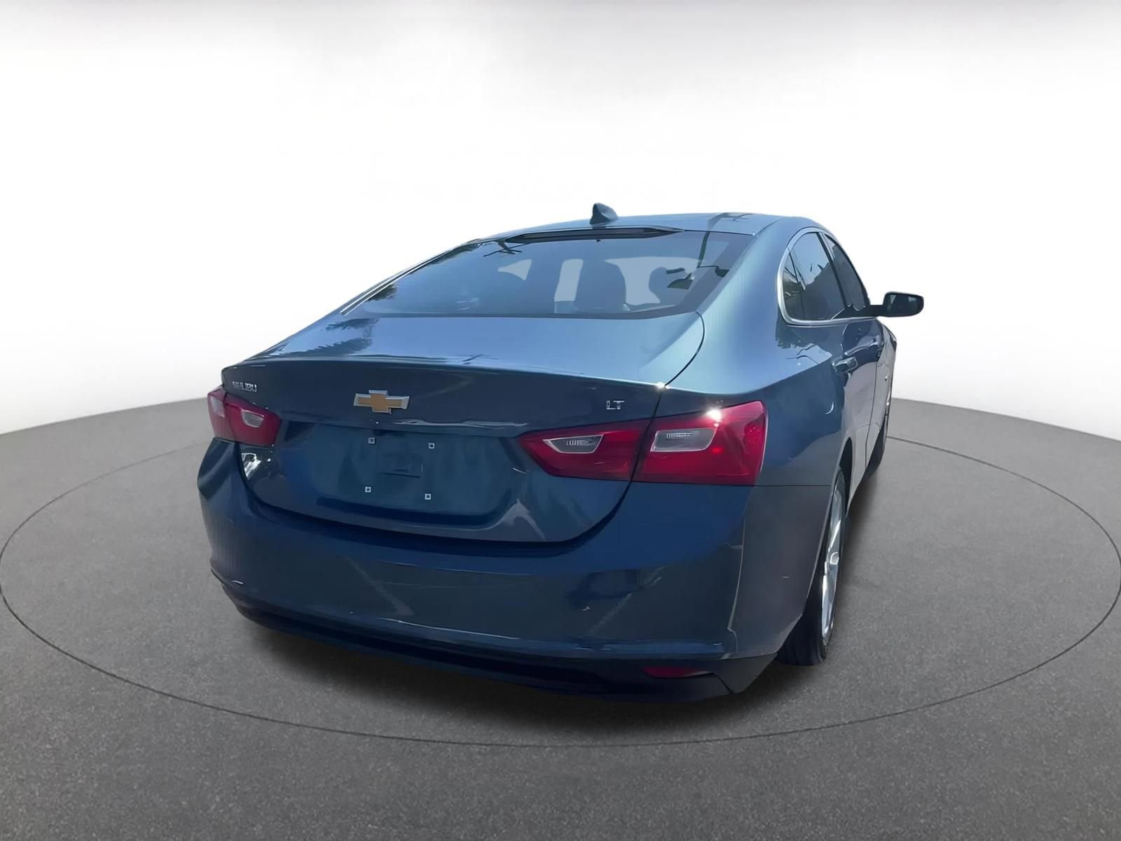 Thumbnail: 2024 Chevrolet Malibu - 13