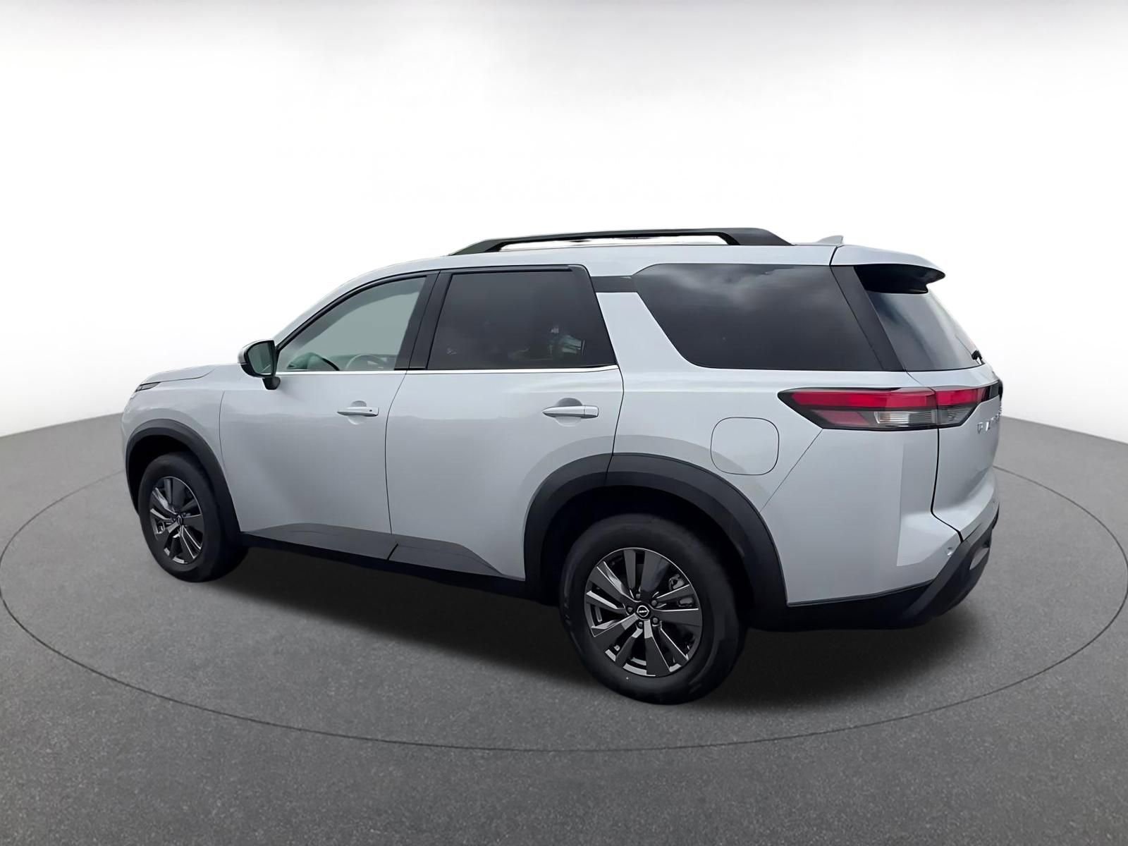 Thumbnail: 2025 Nissan Pathfinder - 10