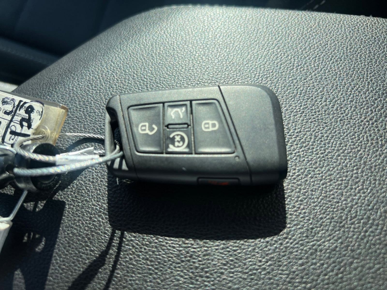 Thumbnail: 2025 Volkswagen Jetta - 18