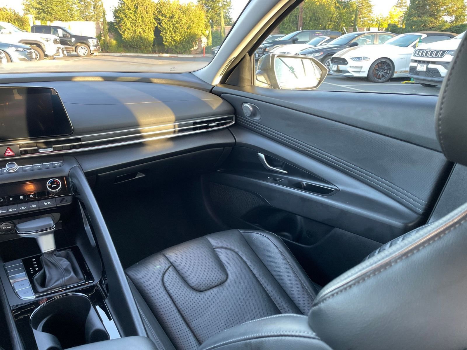 Thumbnail: 2025 Hyundai Elantra - 29