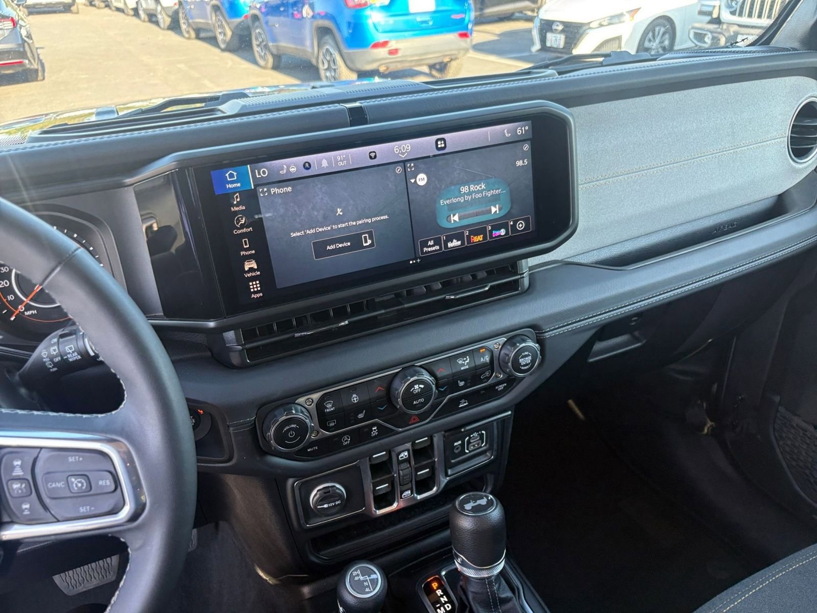 Thumbnail: 2025 Jeep Wrangler - 17