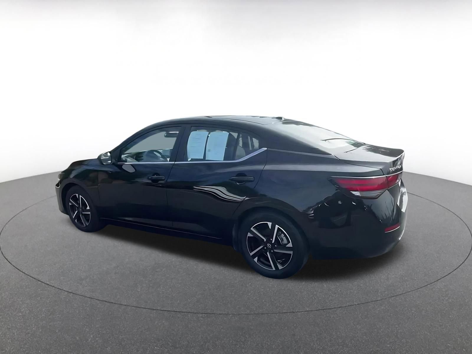 Thumbnail: 2025 Nissan Sentra - 10