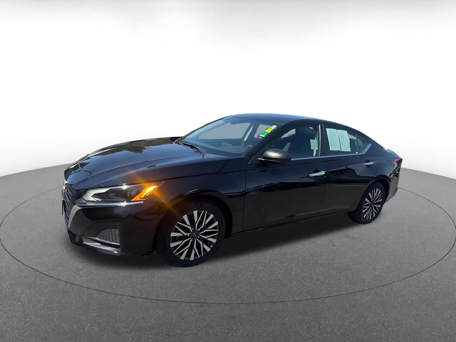 Thumbnail: 2025 Nissan Altima - 6