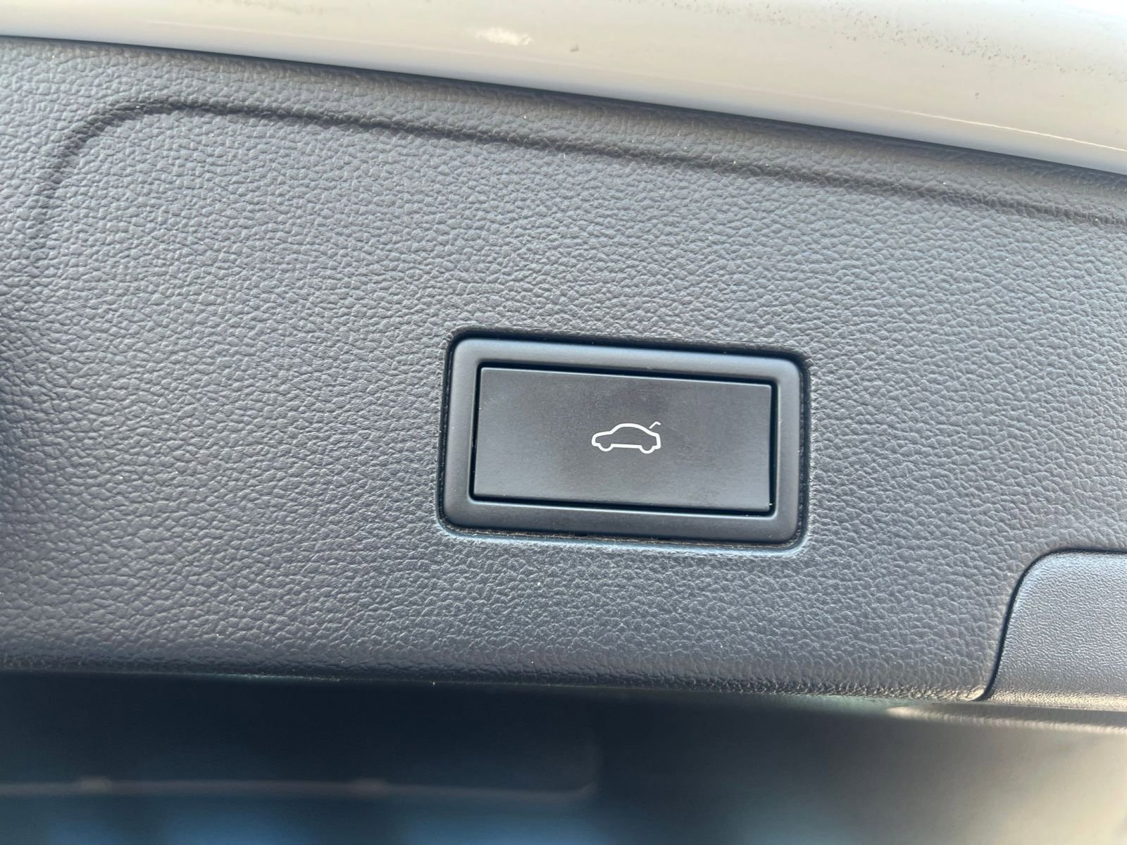 Thumbnail: 2025 Volkswagen Atlas - 23