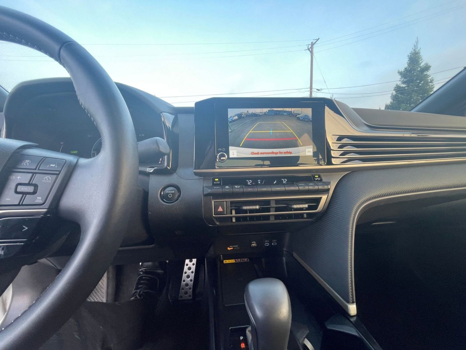 Thumbnail: 2025 Toyota Camry - 17