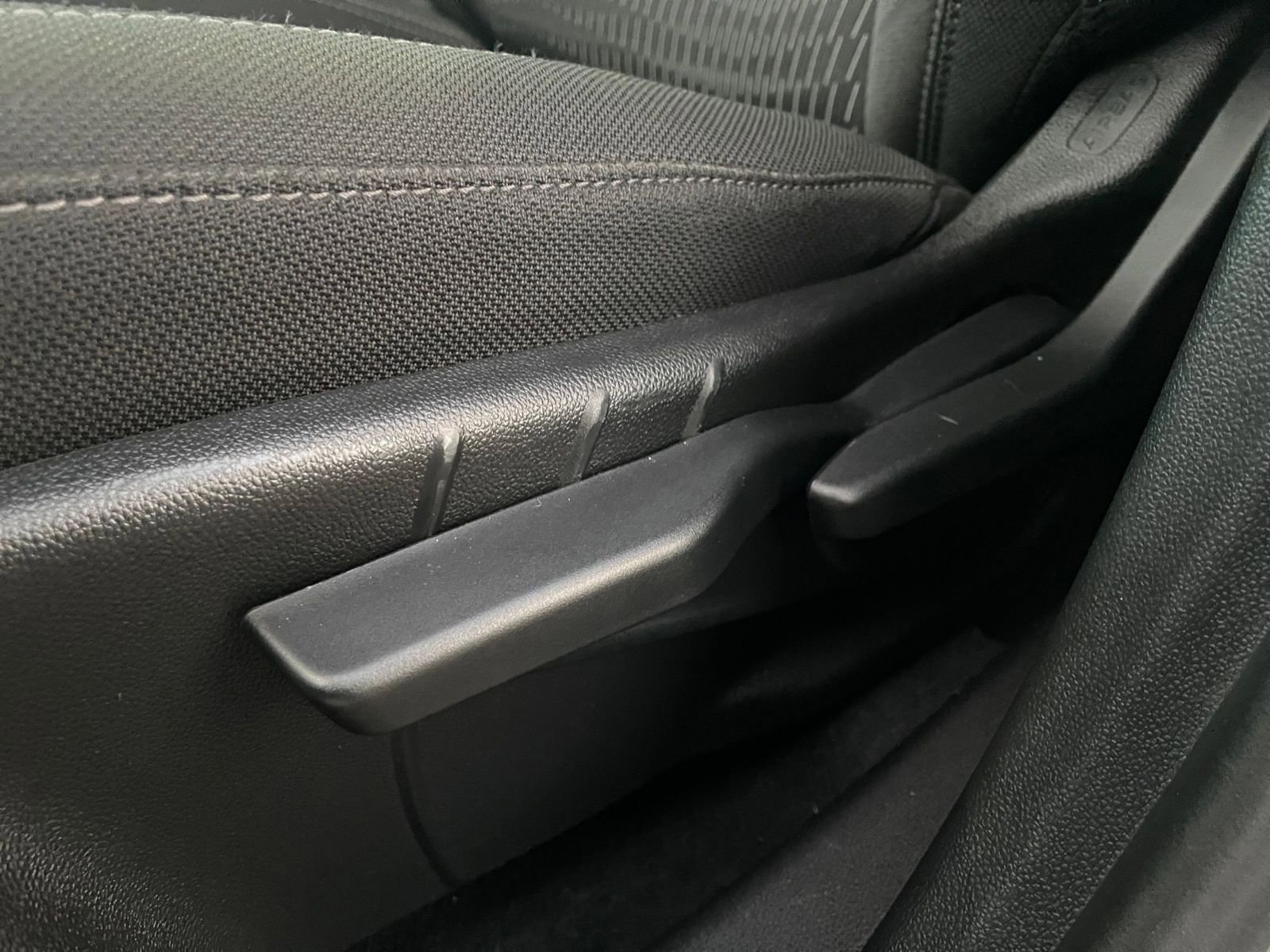 Thumbnail: 2025 Chevrolet Equinox - 23