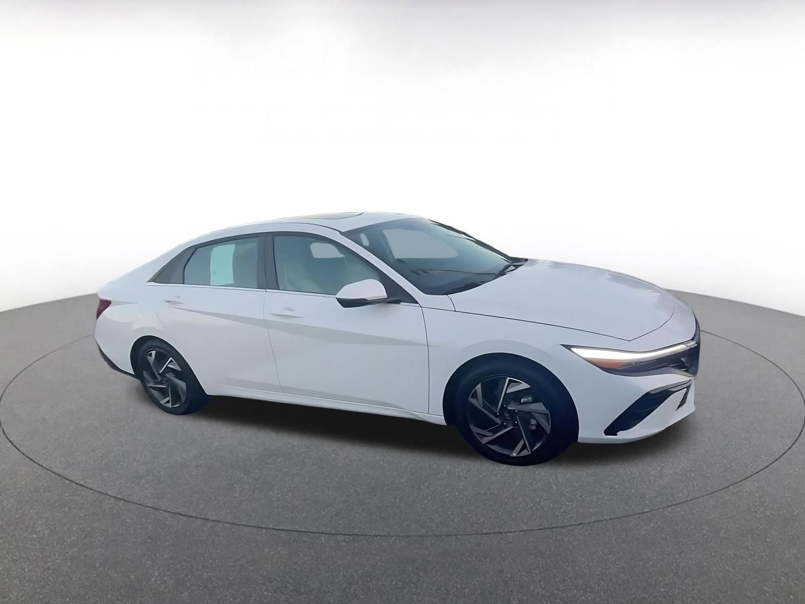 Thumbnail: 2025 Hyundai Elantra - 2