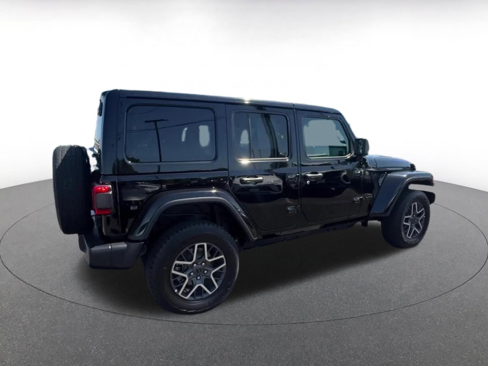Thumbnail: 2025 Jeep Wrangler - 12