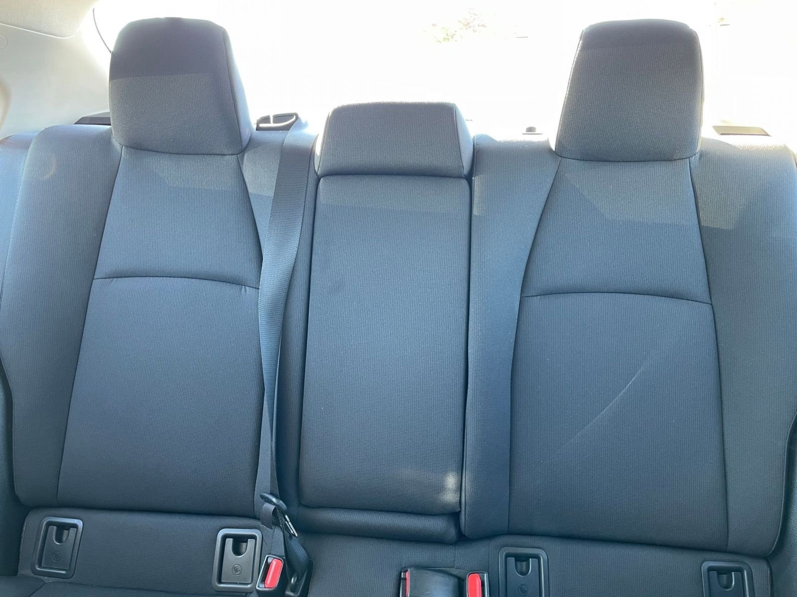 Thumbnail: 2025 Toyota Corolla - 32