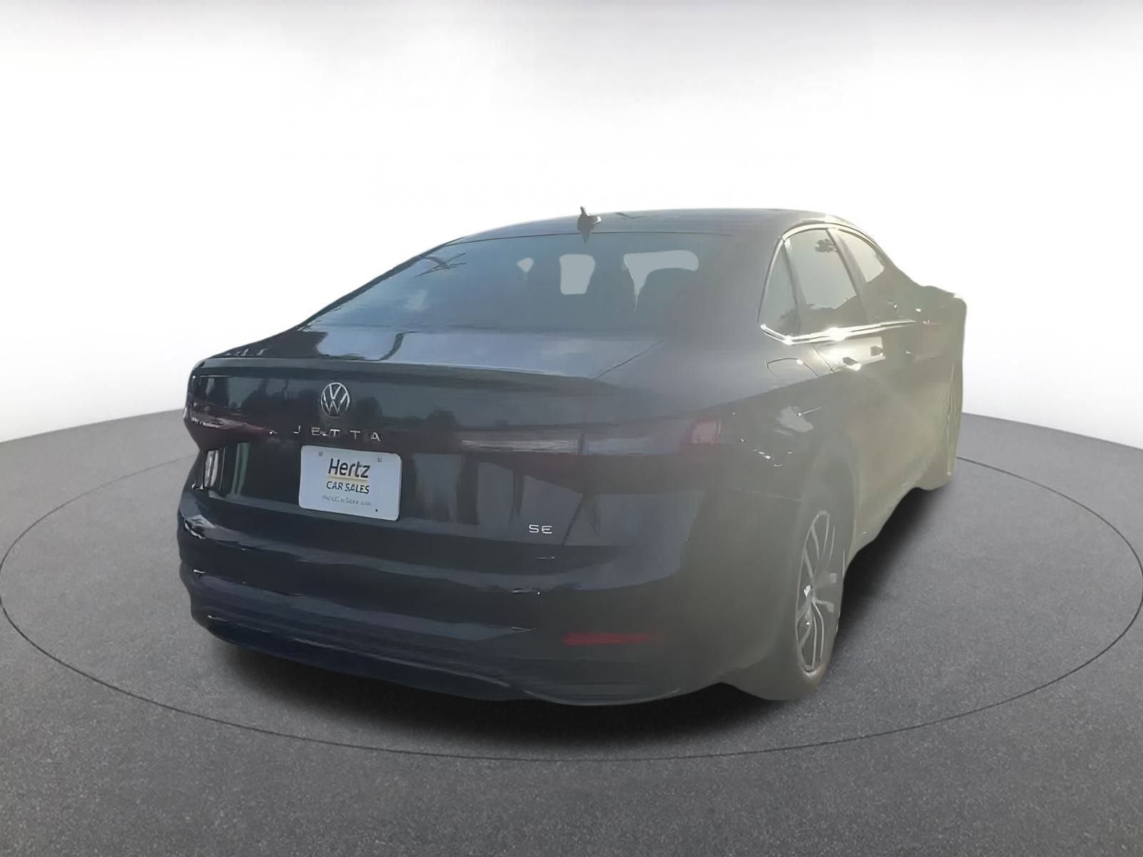 Thumbnail: 2025 Volkswagen Jetta - 12