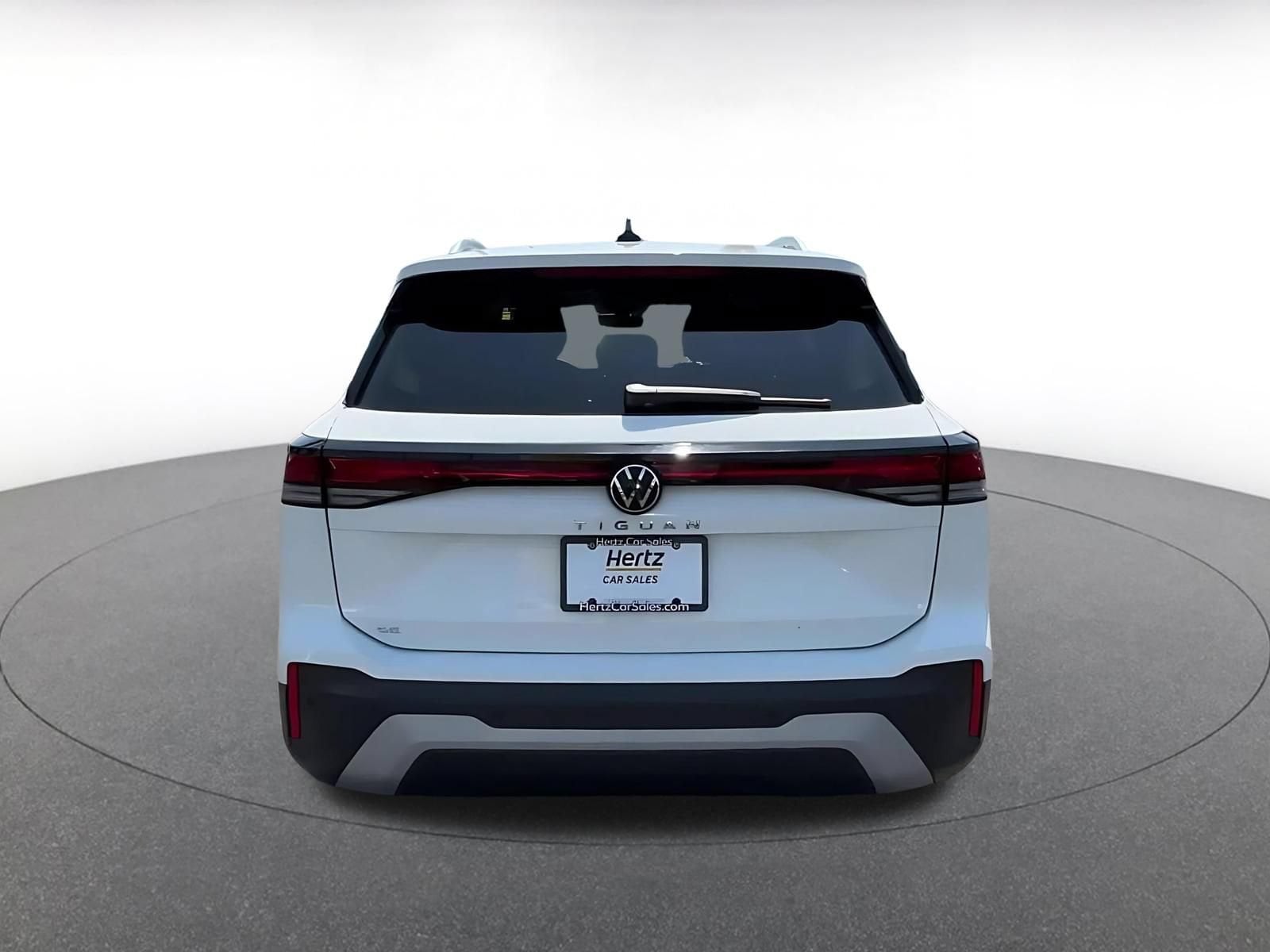 Thumbnail: 2026 Volkswagen Tiguan - 12