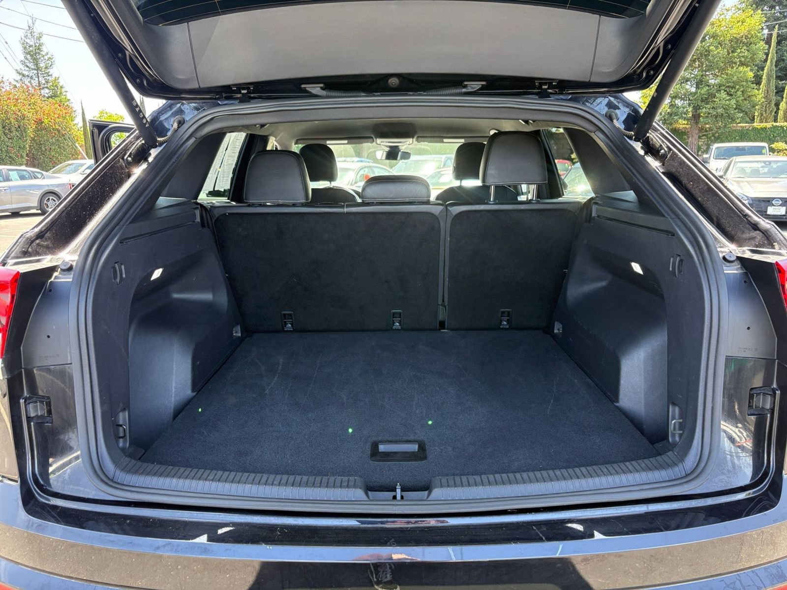 Thumbnail: 2025 Volkswagen Atlas - 34