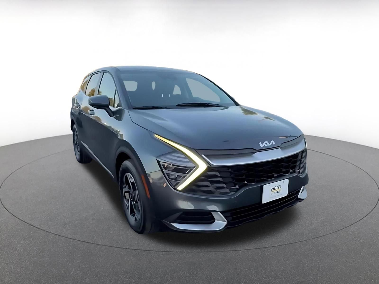 Thumbnail: 2025 Kia Sportage - 3