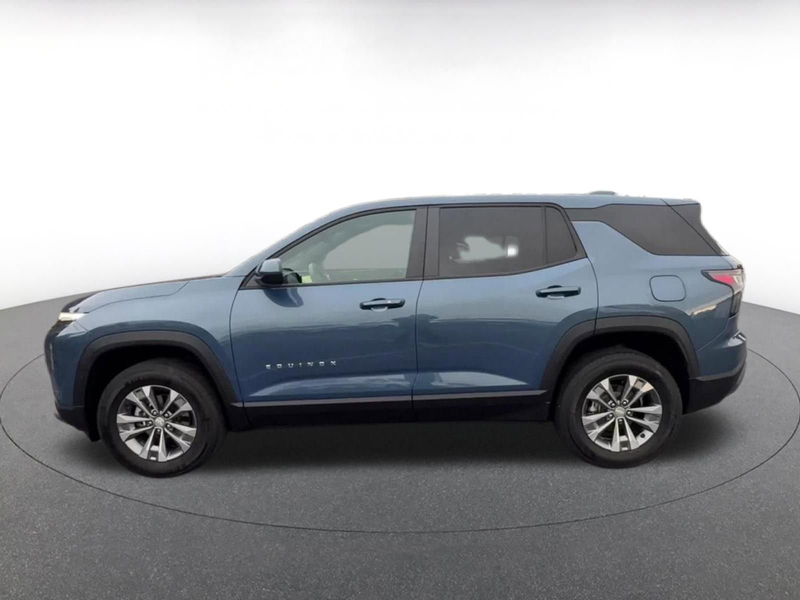 Thumbnail: 2025 Chevrolet Equinox - 9