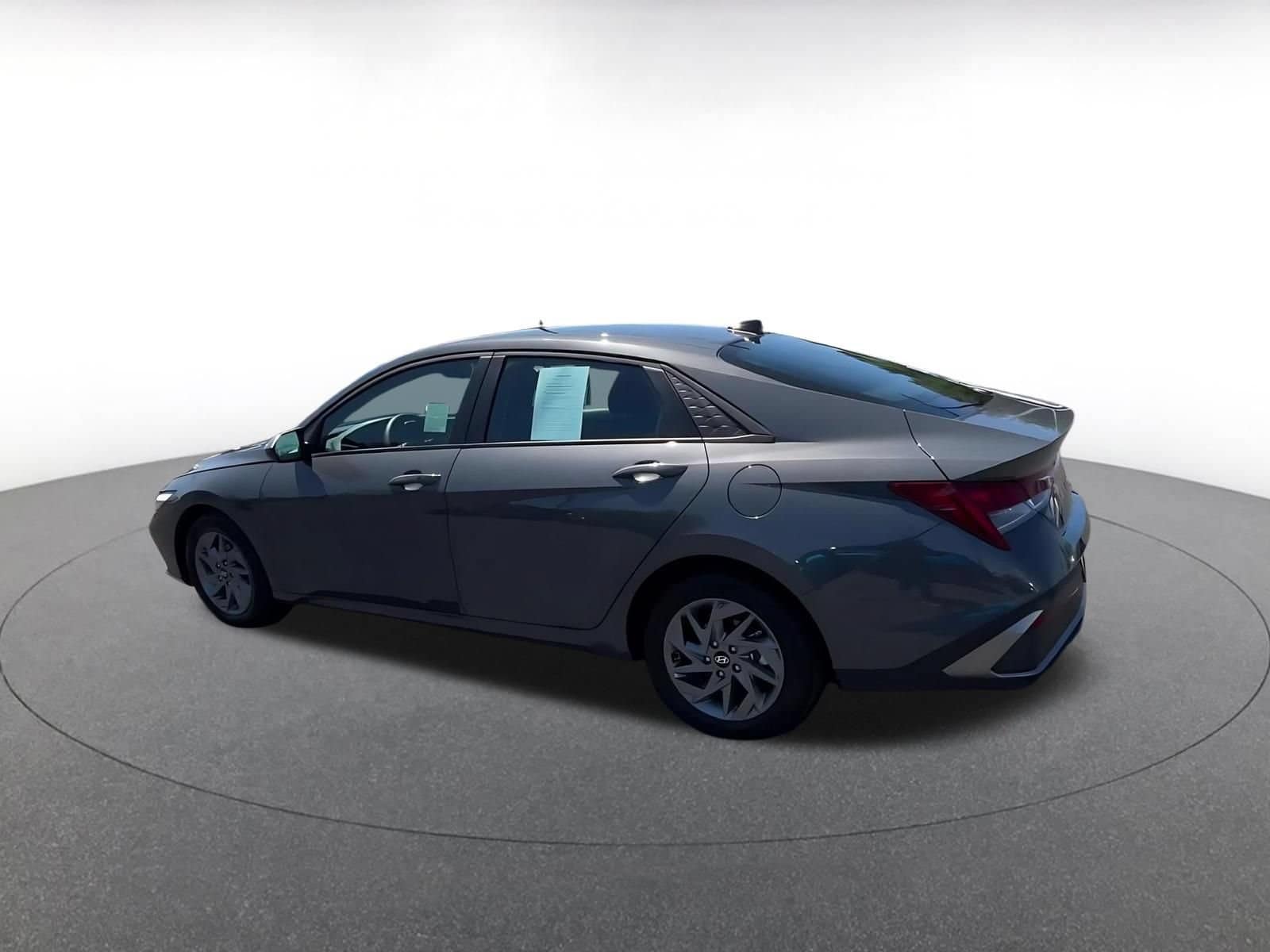 Thumbnail: 2026 Hyundai Elantra - 10