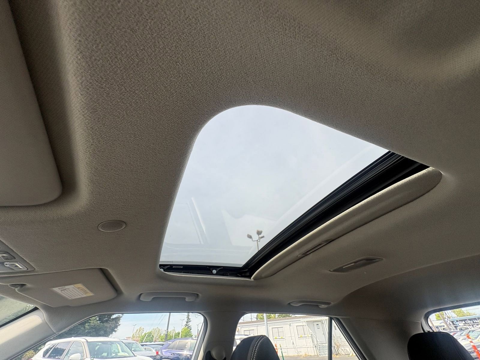 Thumbnail: 2025 Hyundai Venue - 28