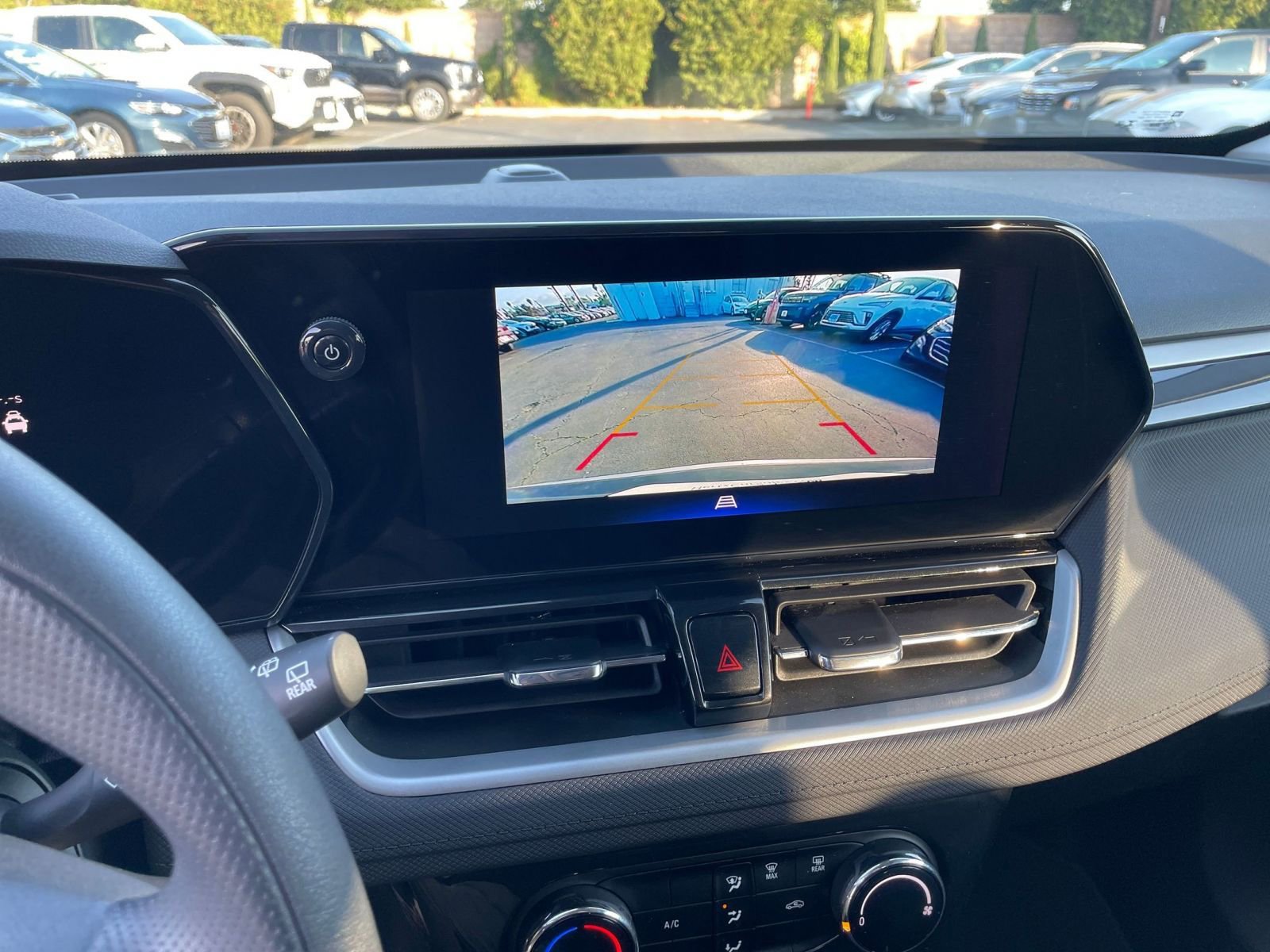 Thumbnail: 2025 Chevrolet TrailBlazer - 17