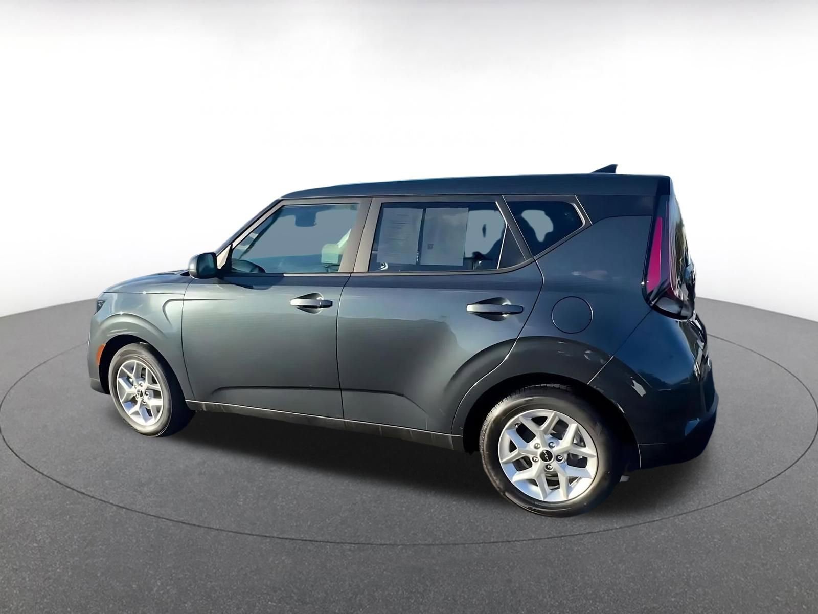 Thumbnail: 2025 Kia Soul - 10