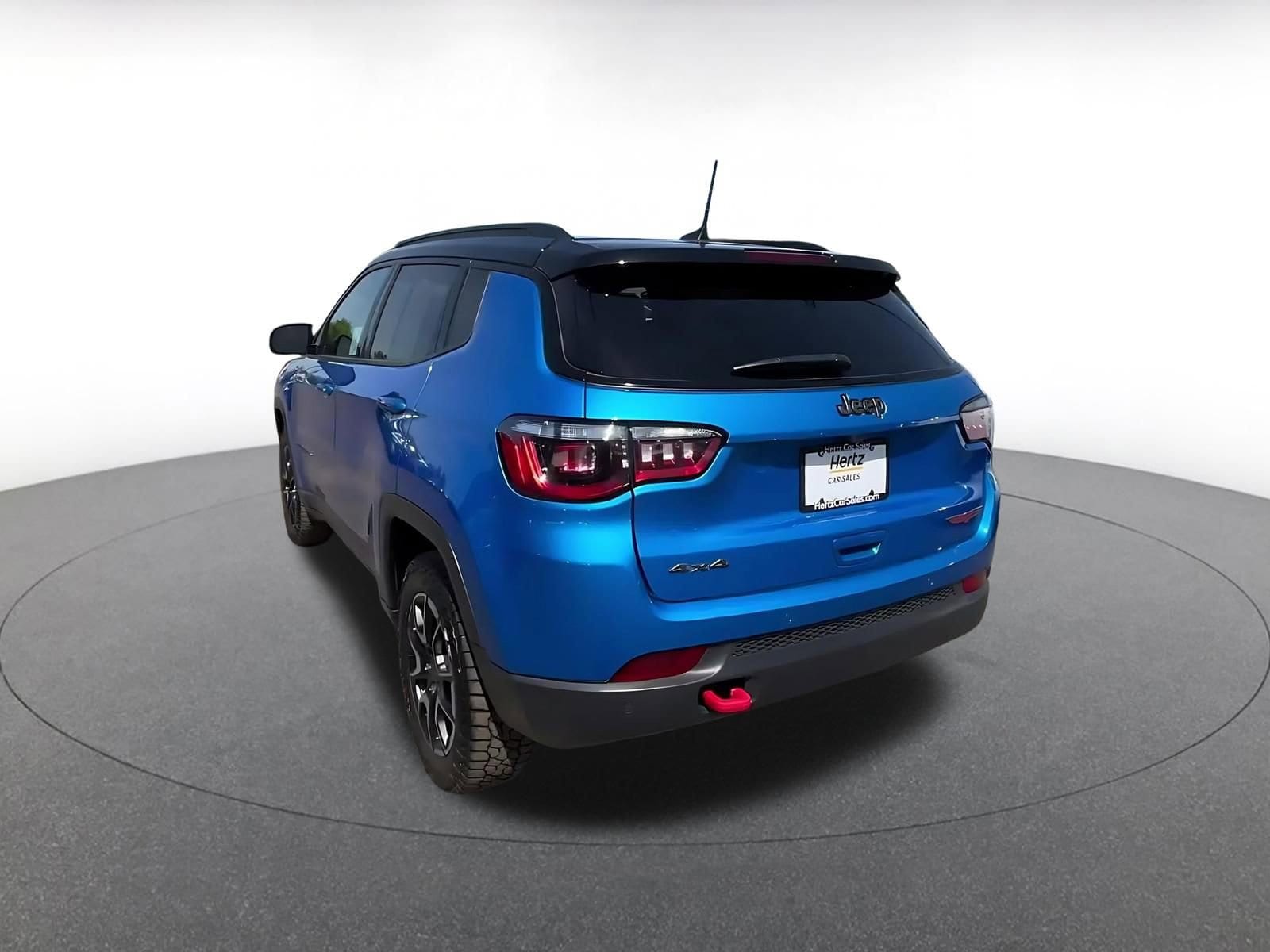 Thumbnail: 2025 Jeep Compass - 11