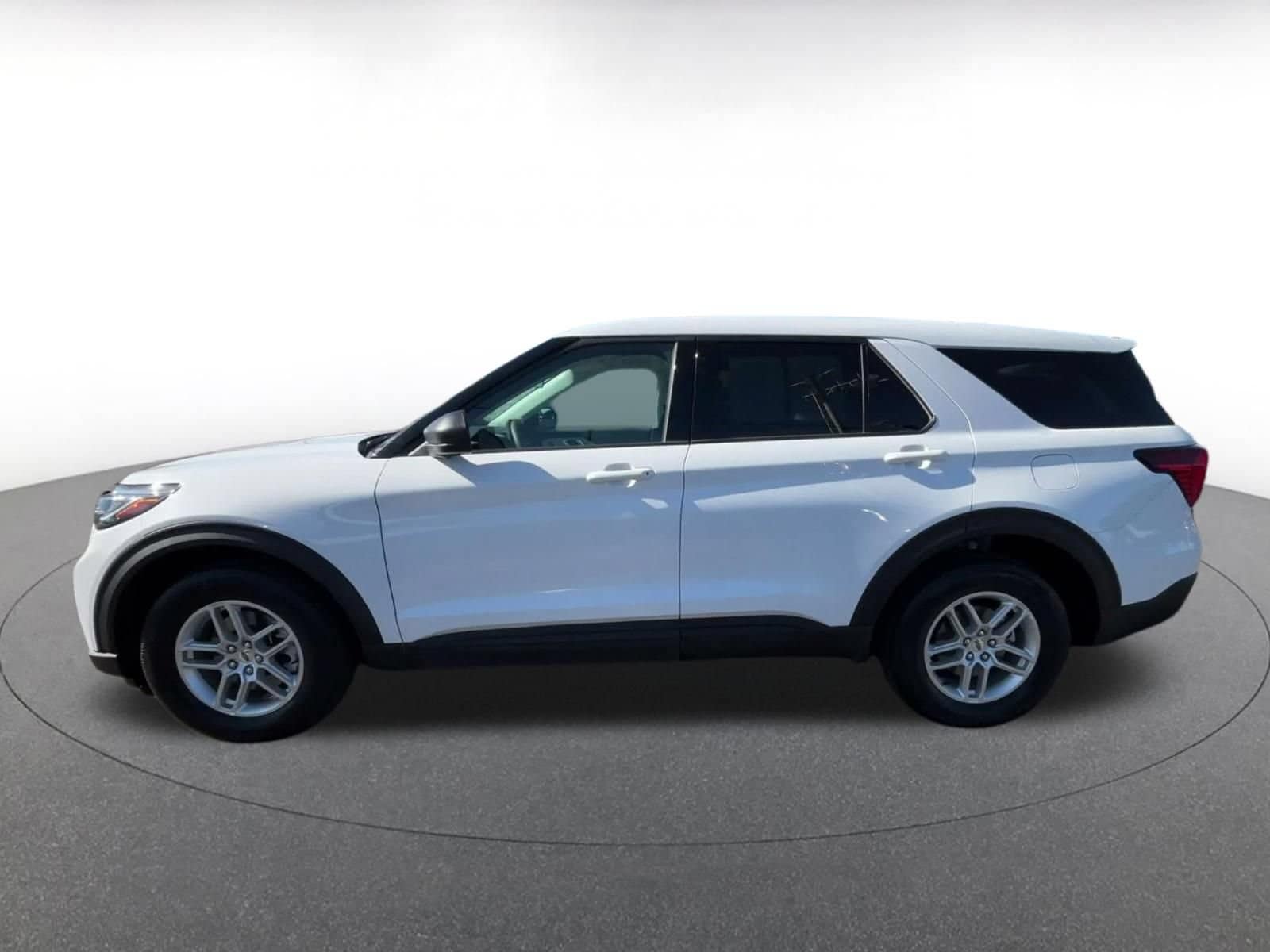 Thumbnail: 2026 Ford Explorer - 7