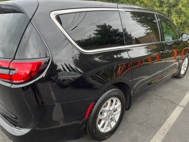 Thumbnail: 2025 Chrysler Pacifica - 4