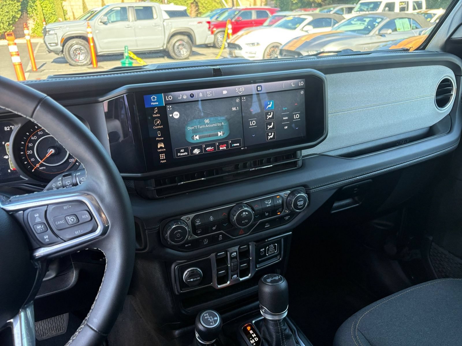 Thumbnail: 2025 Jeep Wrangler - 17