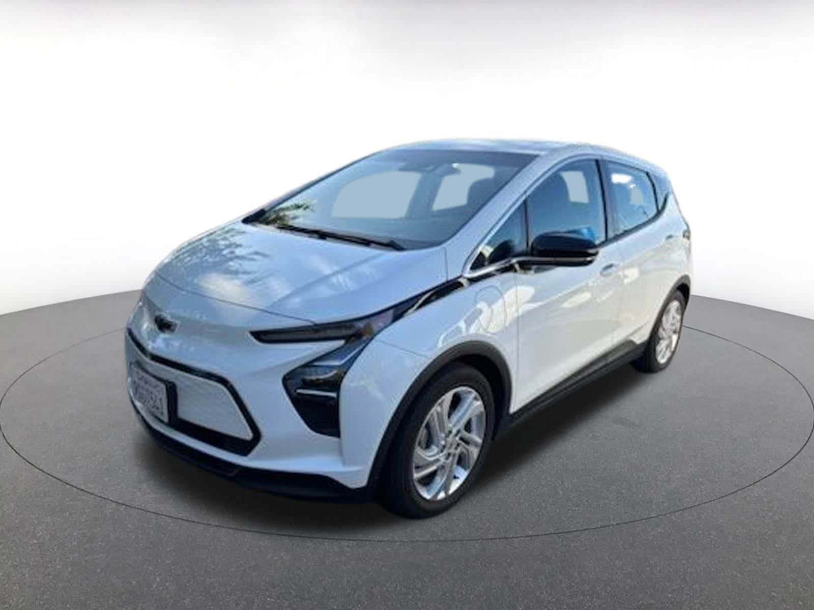 Thumbnail: 2023 Chevrolet Bolt EV - 2
