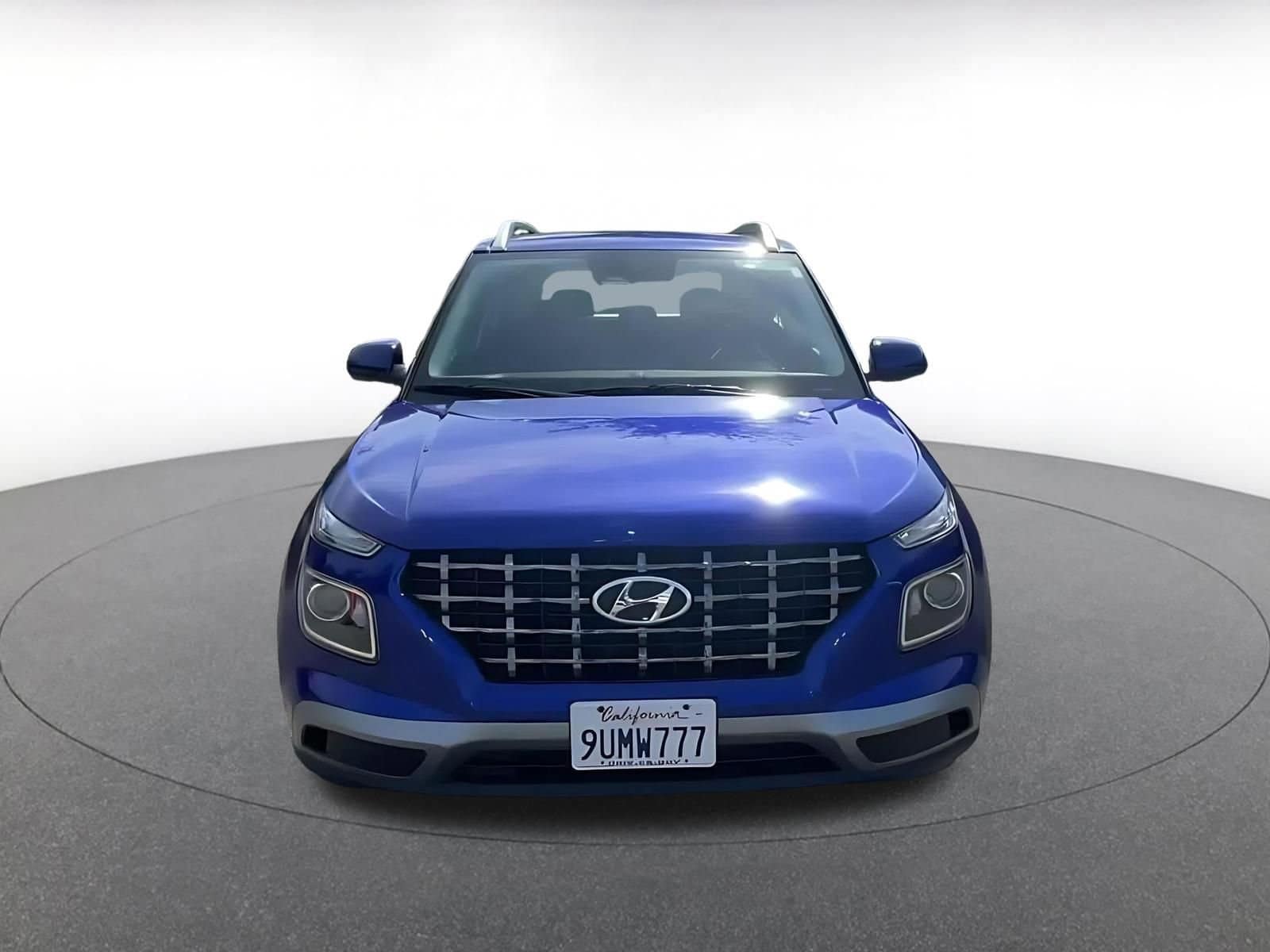 Thumbnail: 2025 Hyundai Venue - 4